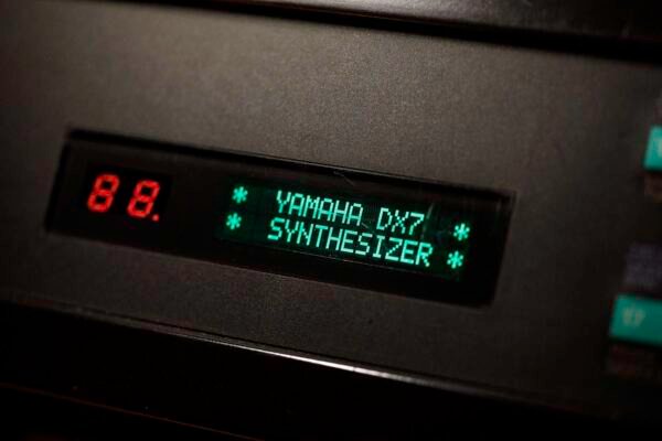 Yamaha DX7 display