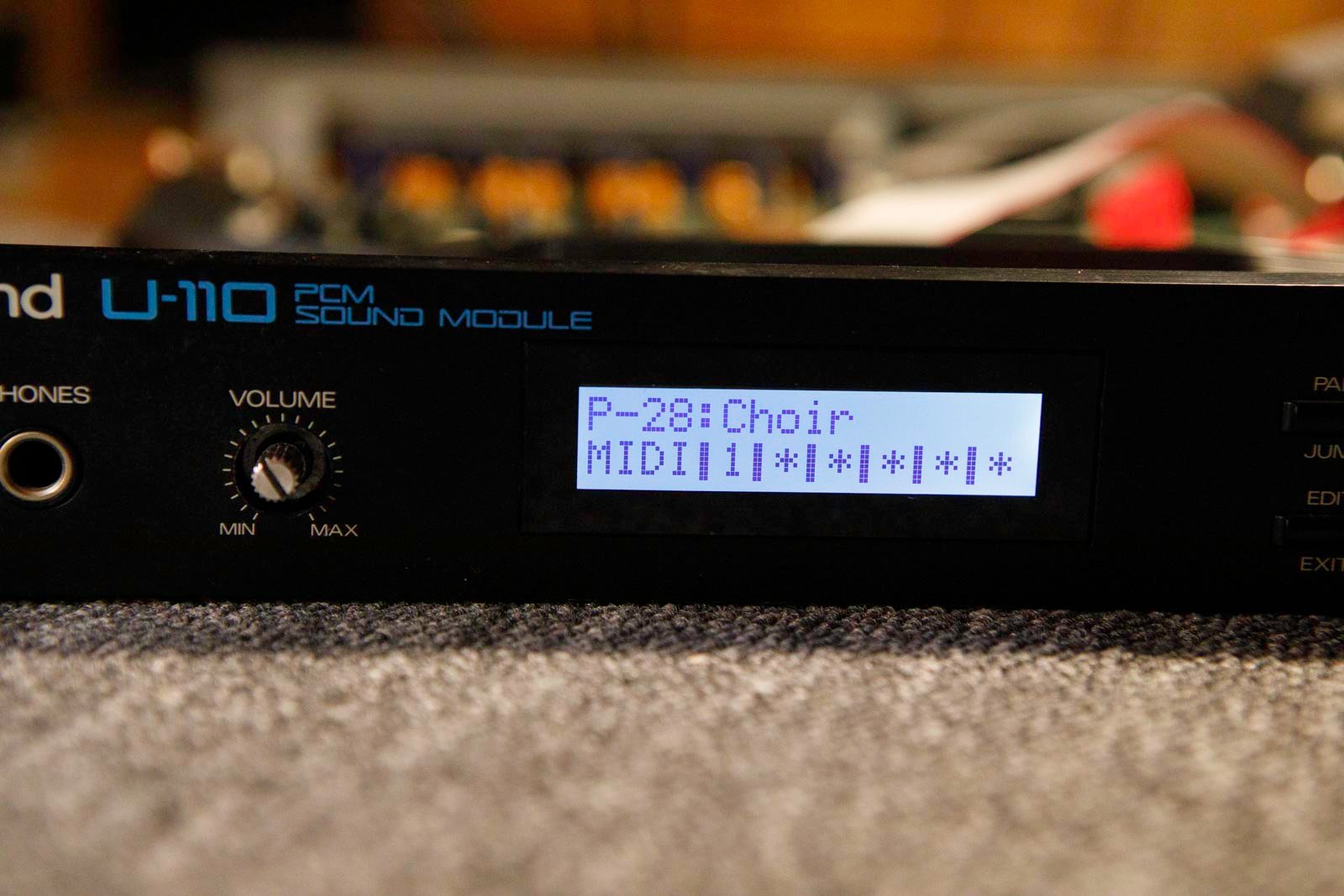 Roland U-110 display – Image 9