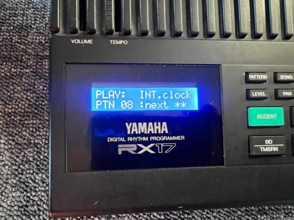 Yamaha RX-17 display