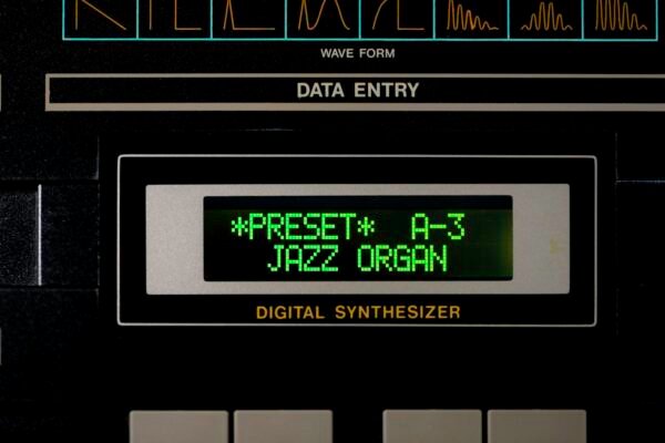 Casio CZ-3000 display