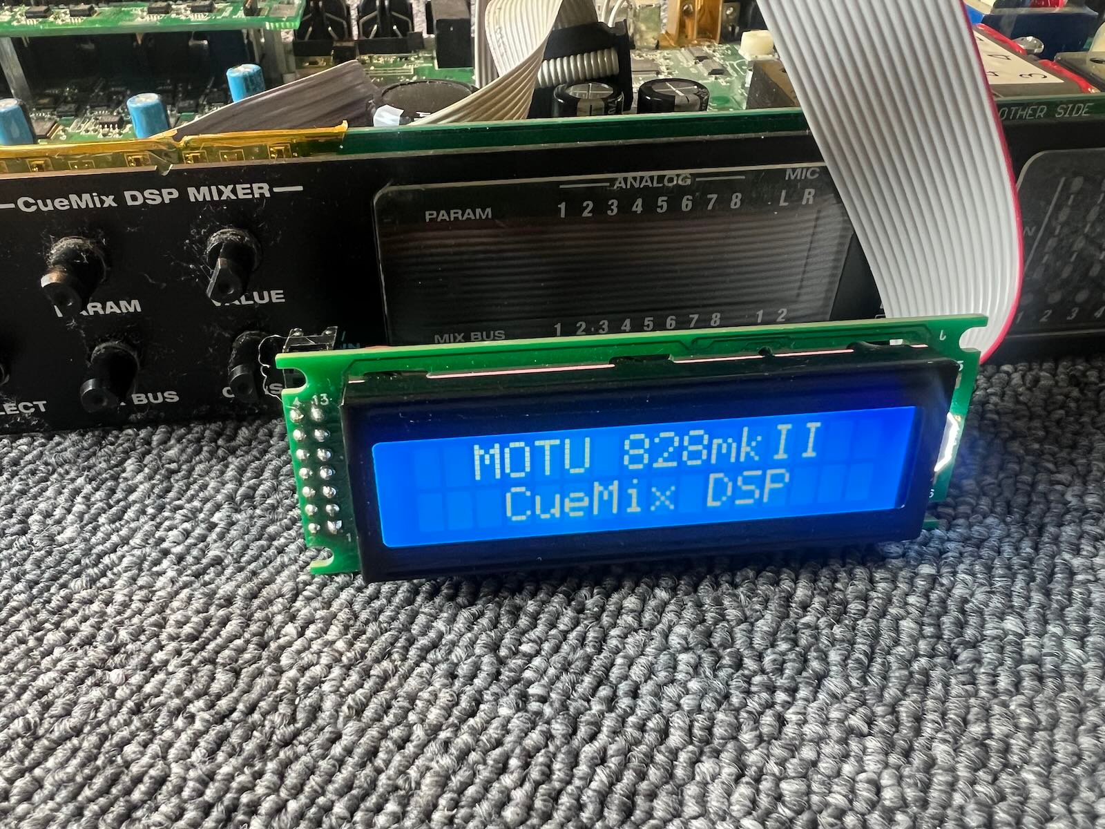 Motu 828 mk2 screen replacement blue