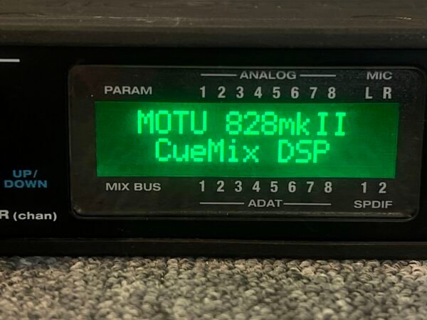Motu 828 mk2 screen replacement