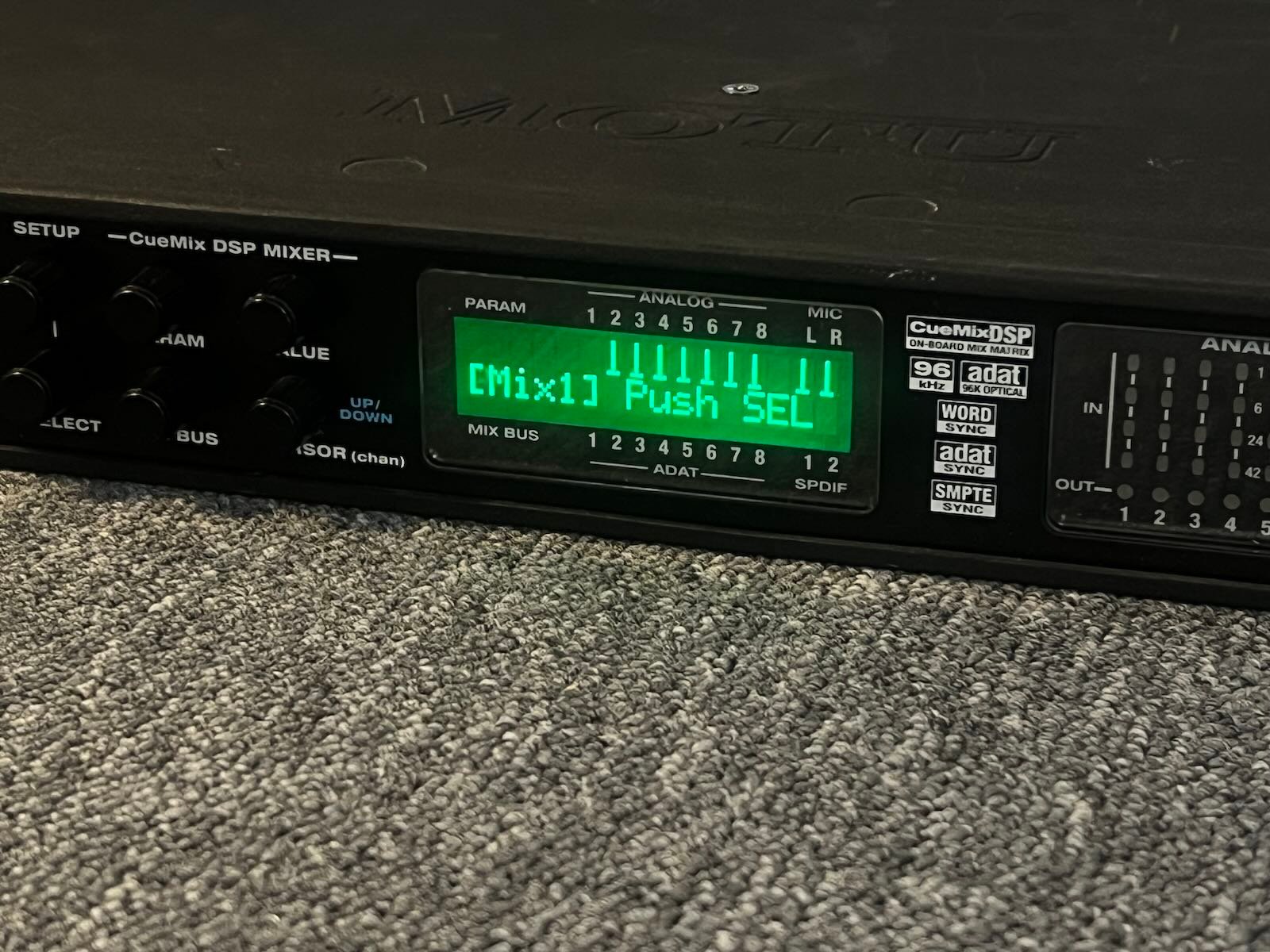 Motu 828 mk2 screen replacement