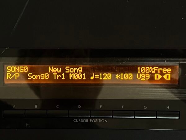 Korg M1 display